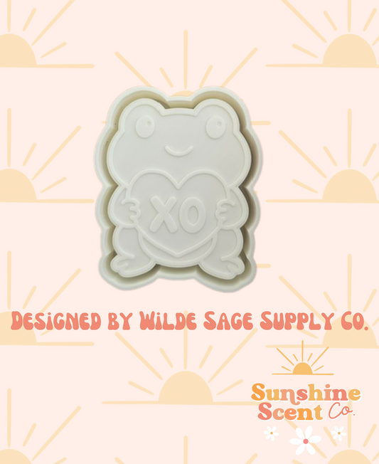 XO Heart Frog Freshie Mold