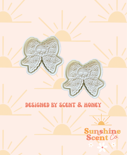 Floral Skull Bow Vent Clip Freshie Molds- Set of 2